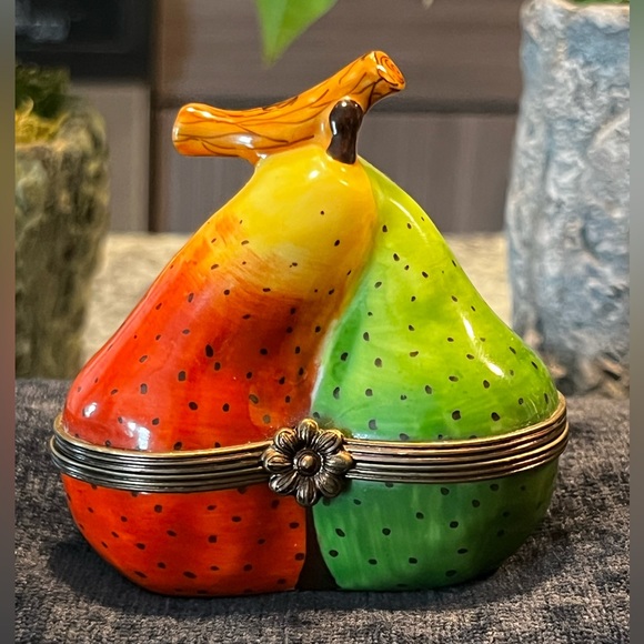 Limoges pears with painted flower inside one of a kind, authentic - Picture 1 of 6